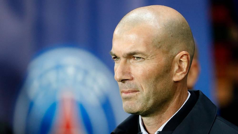 تقرير/ زيدان يتوصل إلى اتفاق مبدئي مع باريس سان جيرمان