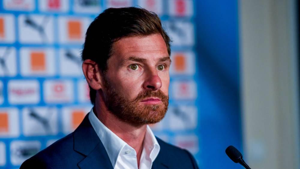 بعد ارتباط اسمه بالمغرب في وقت سابق.. بواش: "رفضت عرضا لتدريب منتخب متواجد في كأس العالم 2022"