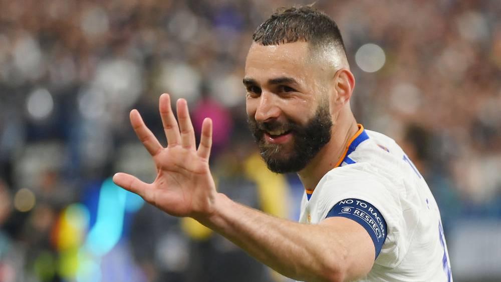 ريال مدريد يبدأ محاولات تجديد عقد كريم بنزيما