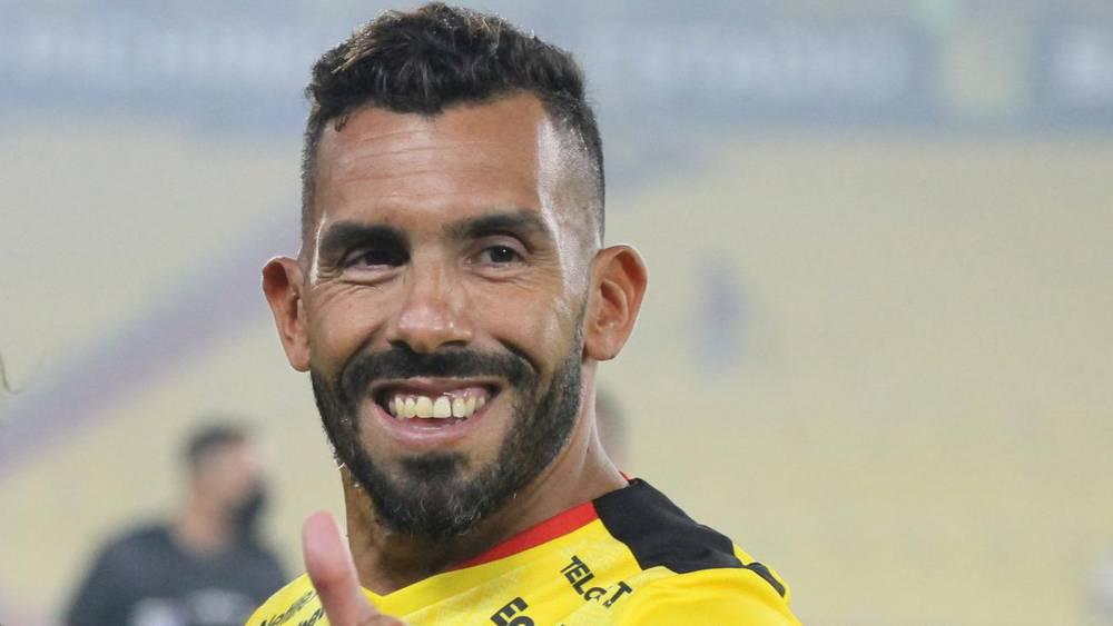 تيفيز يدخل عالم التدريب ويقود رسميًا فريق روزاريو سنترال الأرجنتيني