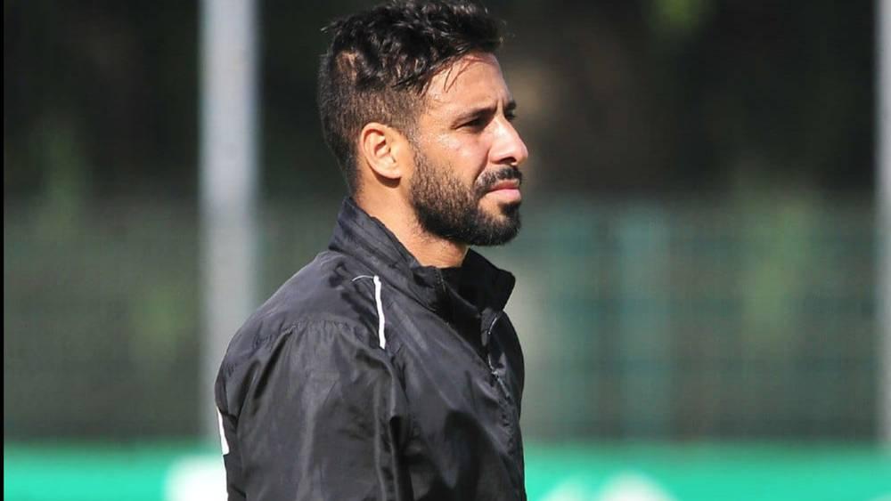 الرجاء يستعيد خدمات متولي أمام حسنية أكادير