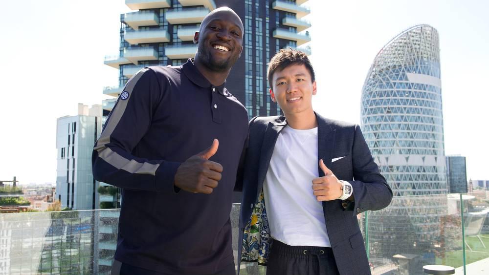 رسميًا/ روميلو لوكاكو يعود إلى الإنتر معارًا من تشيلسي