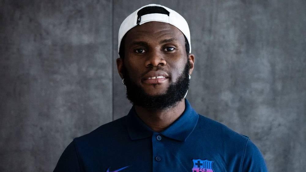 فرانك كيسي مُفسرًا أسباب اختيار برشلونة: "كانت فرصة عظيمة بالنسبة لي"