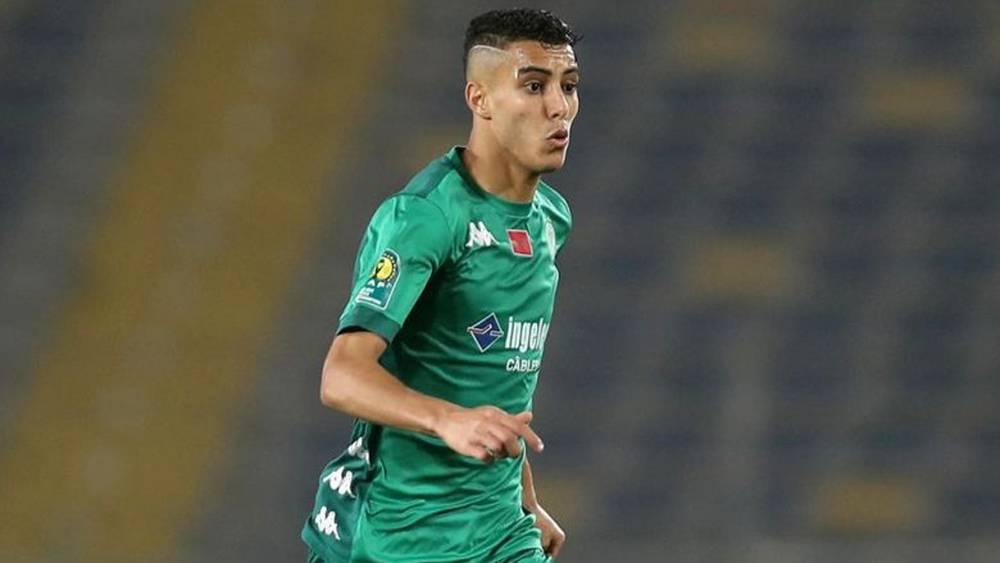 زكرياء الوردي لم يسافر خارج أرض الوطن وقرار غيابه عن "ديربي الكأس" يعود لانتهاء عقده