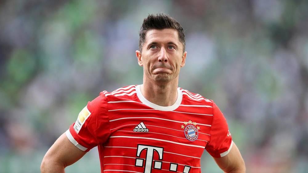 ليفاندوفسكي يعود إلى بايرن ميونخ بعد فشل انتقاله إلى برشلونة