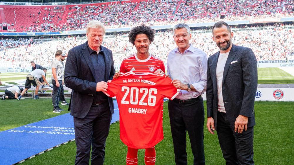 رسميا/ بايرن ميونيخ يمدد عقد سيرج غنابري لغاية 2026