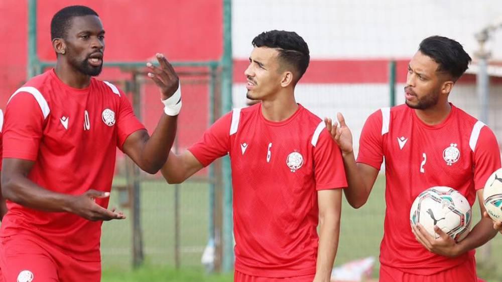 الوداد يواجه الفتح في نصف نهائي كأس العرش مكتمل الصفوف