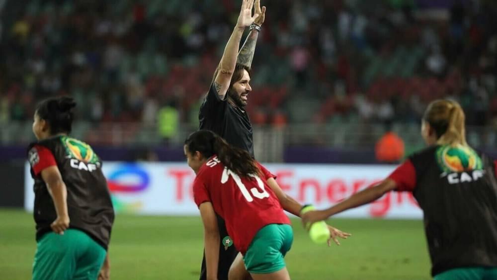 بيدروس: "مباراة نيجيريا قد تشهد حضور أزيد من 45 ألف متفرج.. المغاربة يقفون دائما خلفنا واللاعبات يستحقن هذه المساندة"