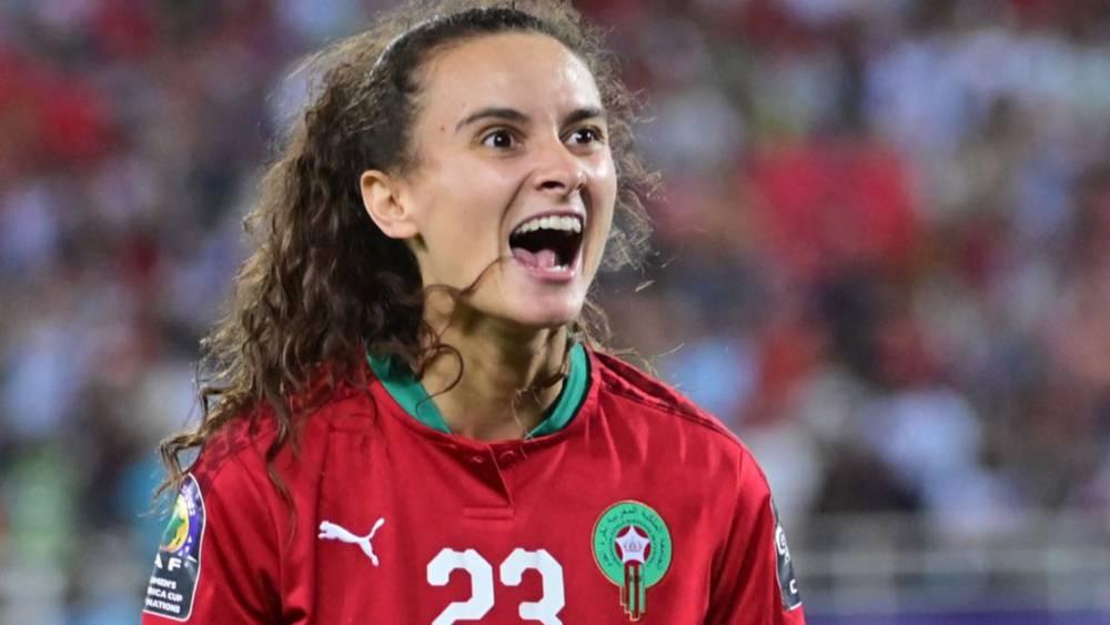 روزيلا عيان: "صنعنا التاريخ ببلوغنا المونديال ونواصل كتابته بتأهلنا لنهائي كأس أمم أفريقيا للمرة الأولى في تاريخنا"