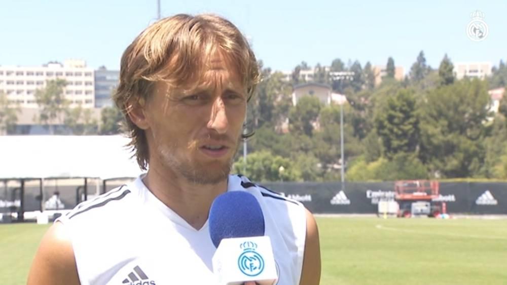 مودريتش: "كل شيء في ريال مدريد يدفعني للاستمرار.. نحن لا نشبع أبدًا"