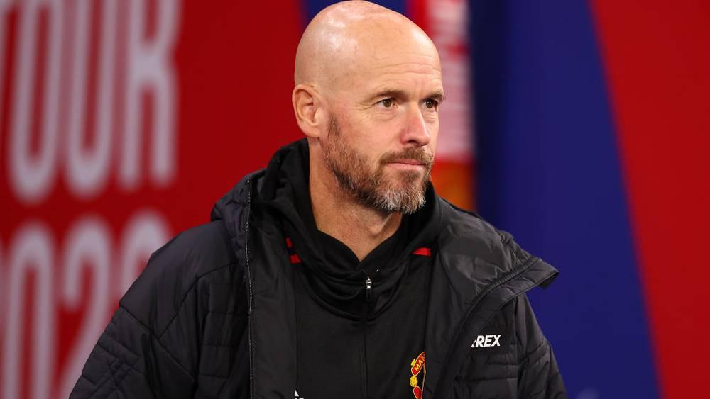 تين هاغ يُبرمج مُباراتين لمانشستر يونايتد في يومين متتاليين.. فما السر وراء ذلك؟