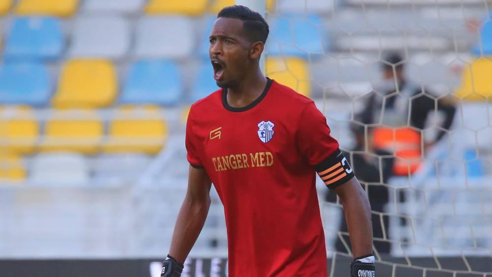 حارس اتحاد طنجة هشام المجهد يلجأ إلى الجامعة للمطالبة بمستحقاته