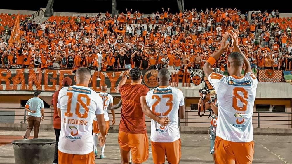 نهضة بركان يعلن شروعه في توزيع تذاكر نهائي كأس العرش على جماهيره انطلاقا من صباح يومه الثلاثاء