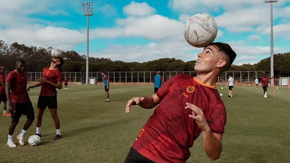 نهضة بركان يجري آخر حصة تدريبية قبل نهائي كأس العرش أمام الوداد الرياضي