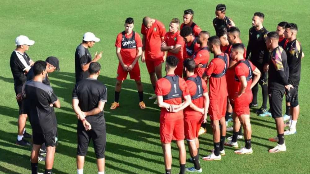 19 لاعبا في التجمع التدريبي للمنتخب المحلي وعموتة يسقط إسم العرجون بعد انتقاله للدوري السعودي