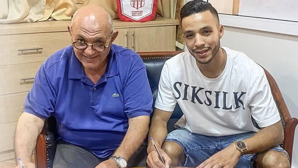 رسميا/ حسنية أكادير يعلن عن ضمه لأيوب لخضر لموسمين في صفقة انتقال حر