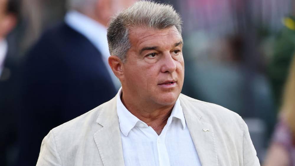 خوان لابورتا مُعترفًا: "الرافعات الاقتصادية مقامرة كبرى ولكنها محسوبة"