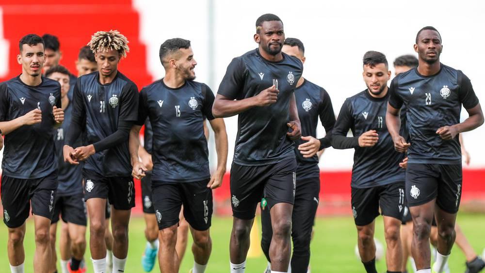 في انتظار الإعلان عن خليفة الركراكي.. الوداد يحدد يوم الثلاثاء 16 غشت موعدا للعودة إلى التداريب