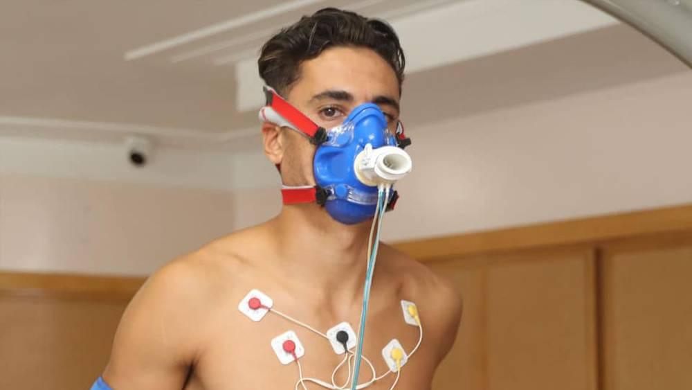 الرجاء الرياضي يعلن اجتياز محمود بن تايك للفحوصات الطبية بـ"نجاح"