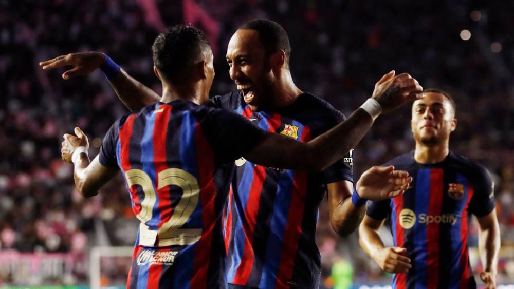 تشيلسي يطلب التعاقد مع أوباميانغ وبرشلونة يتجه نحو رفض العرض