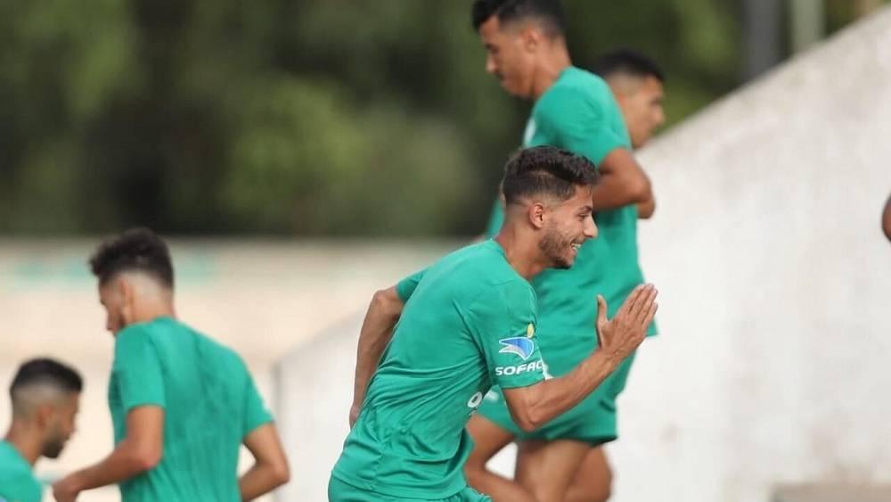 الرجاء يستقر على "منتجع" ضواحي المحمدية لتجمعه الإعدادي الممتد لعشرة أيام