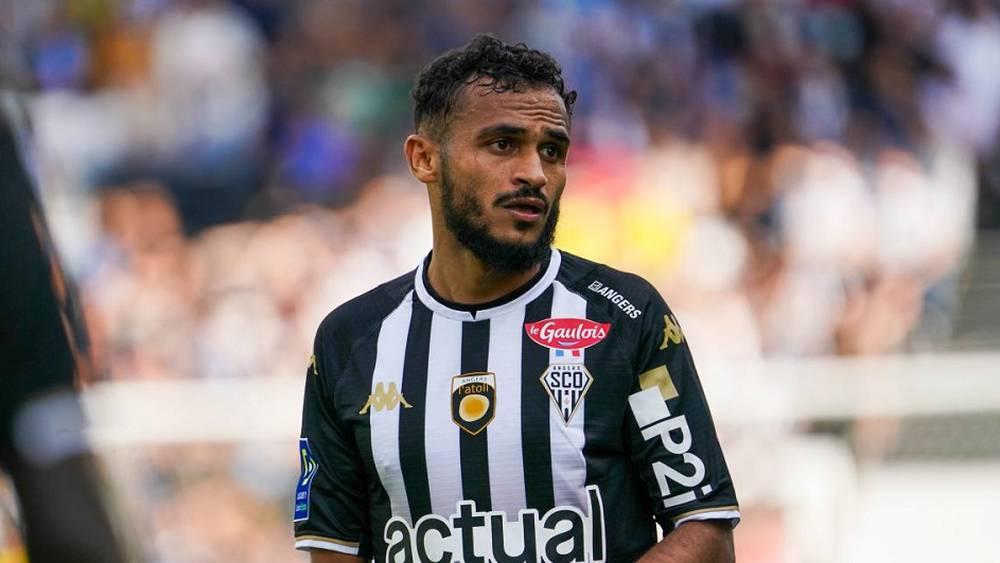 بوفال يعود إلى الميادين ويتواجد في قائمة فريقه أنجيه لمواجهة أوكسير في الدوري الفرنسي