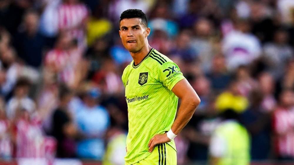 مانشستر يونايتد يغيّر موقفه بشأن مستقبل رونالدو ويمنحه الضوء الأخضر لمغادرة الفريق