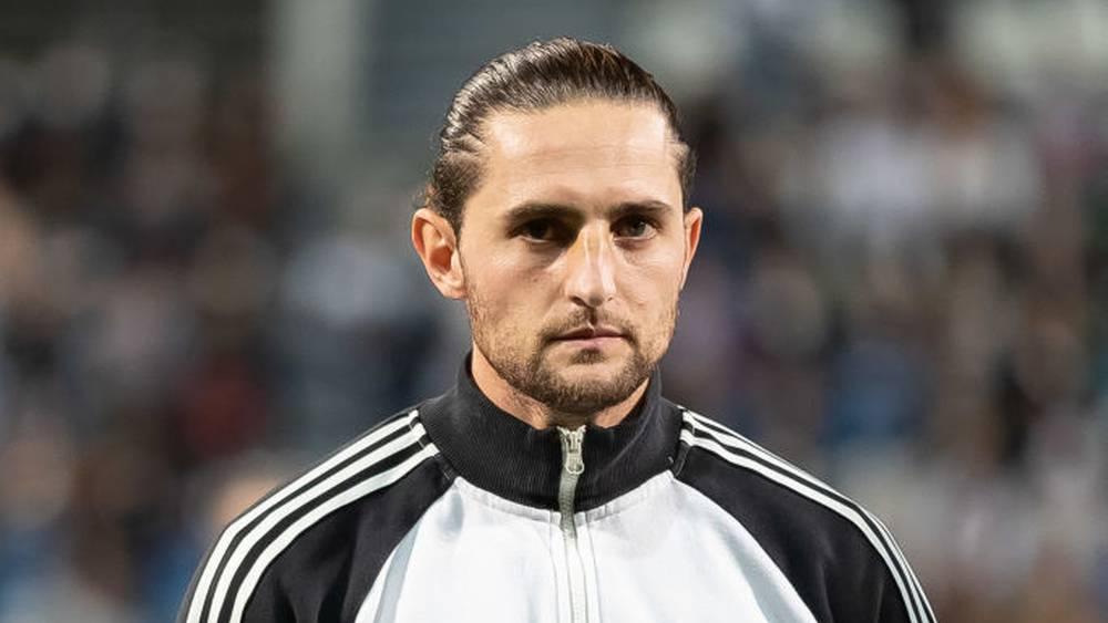 مانشستر يونايتد يتراجع عن صفقة رابيو ويتحول إلى "كاسيميرو"