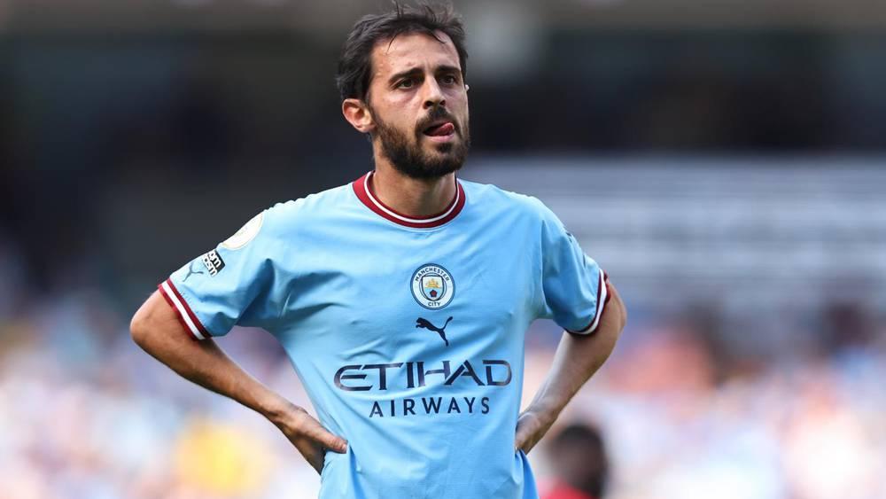 "التايمز"/ باريس سان جيرمان يدخل على خط المفاوضات ويحاول خطف "بيرناردو سيلفا" قبل برشلونة