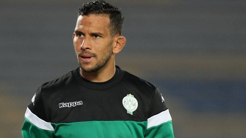 مروان فخر يوقع عقداً جديداً مع الرجاء الرياضي يمتد لموسميْن