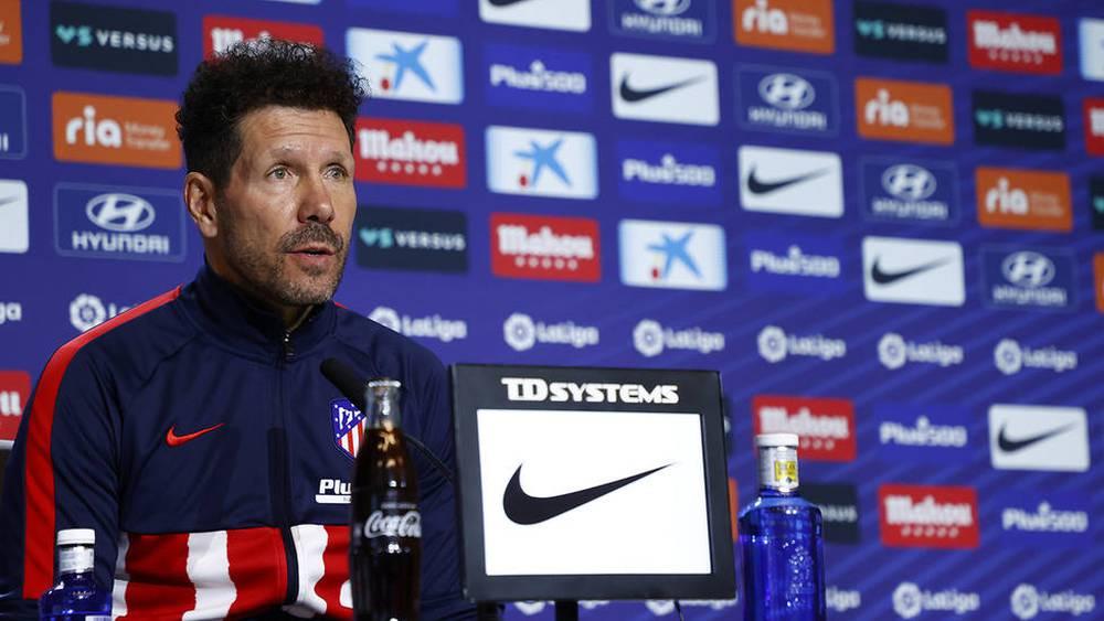 Diego Simeone défend le recrutement de Sergio Reguilón