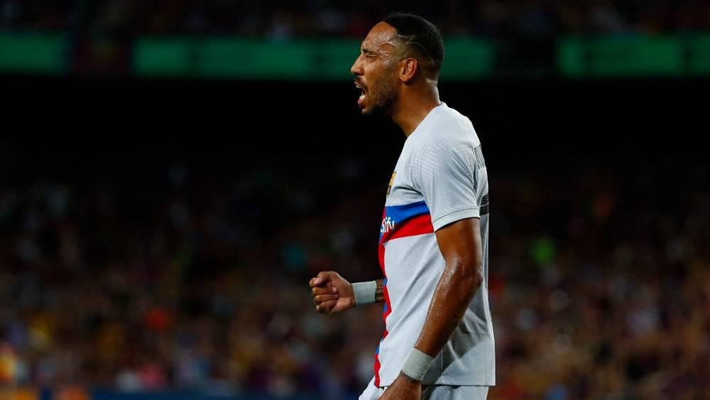 أوباميانغ بعد تعرضه للاعتداء من طرف عصابة مسلحة: "مجموعة من 'الجبناء' اقتحموا منزلي لسرقة بعض الأشياء"