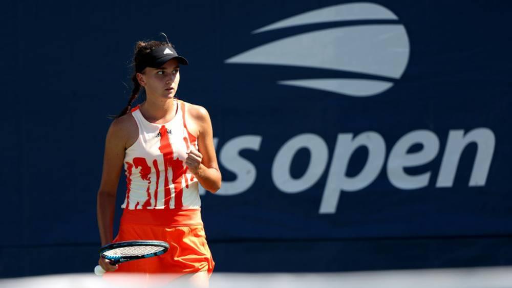 US Open: Clara Burel au 2e tour en éliminant la lauréate de Wimbledon Elena Rybakina