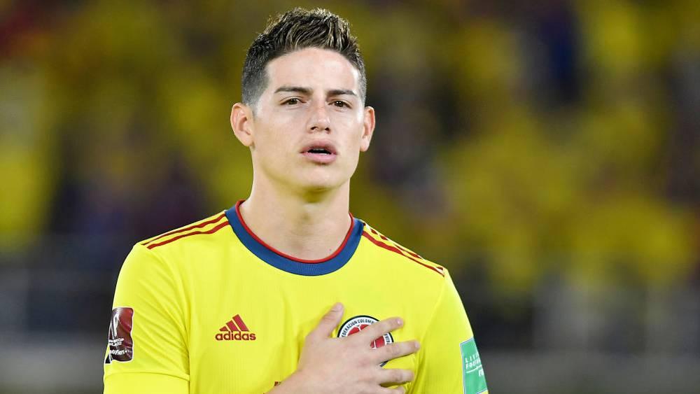 خاميس رودريغيز يعرض نفسه على فالنسيا: "لن أخفض راتبي فقط بل سأصل مشيًا على الأقدام من قطر"