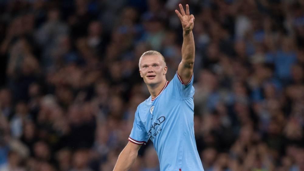 هالاند عن تسجيله تسعة أهداف في خمس مباريات: "لقد كان أمرًا لا يصدق ولا شيء آخر يمكن إضافته"