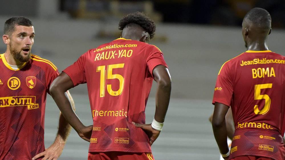 تأجيل مباراة روديز ومضيفه غانغون في دوري الدرجة الثانية الفرنسي إثر تعرض طائرة الفريق الزائر لحادث