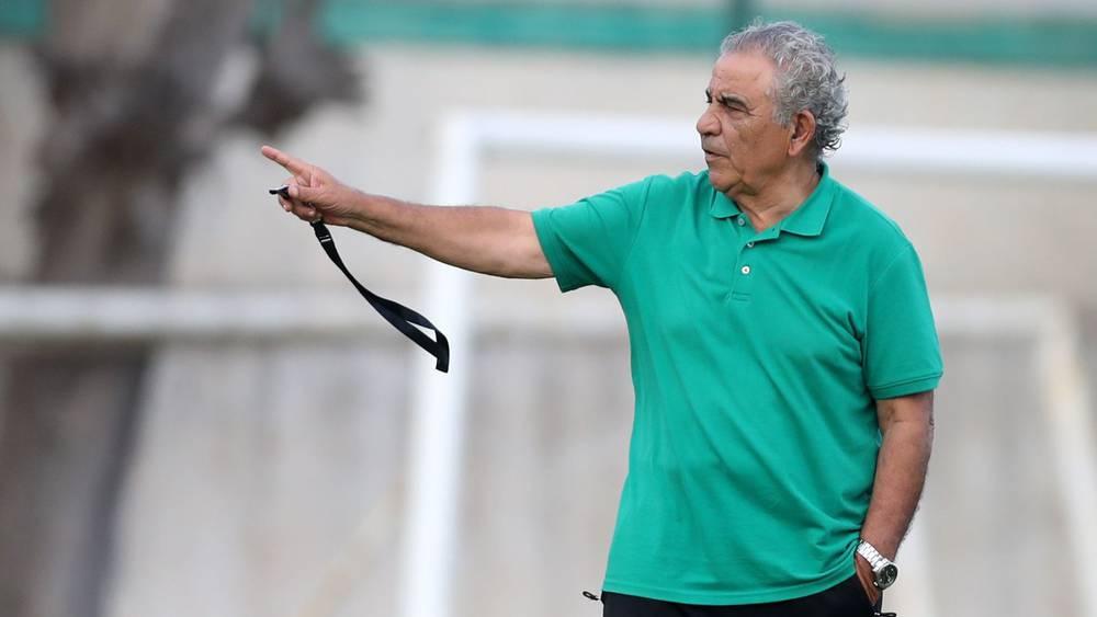 التوغولي أهولو أبرز غيابات الرجاء أمام أ. آسفي والبنرزتي يستبعد البهجة وبن تايك لأسباب فنية