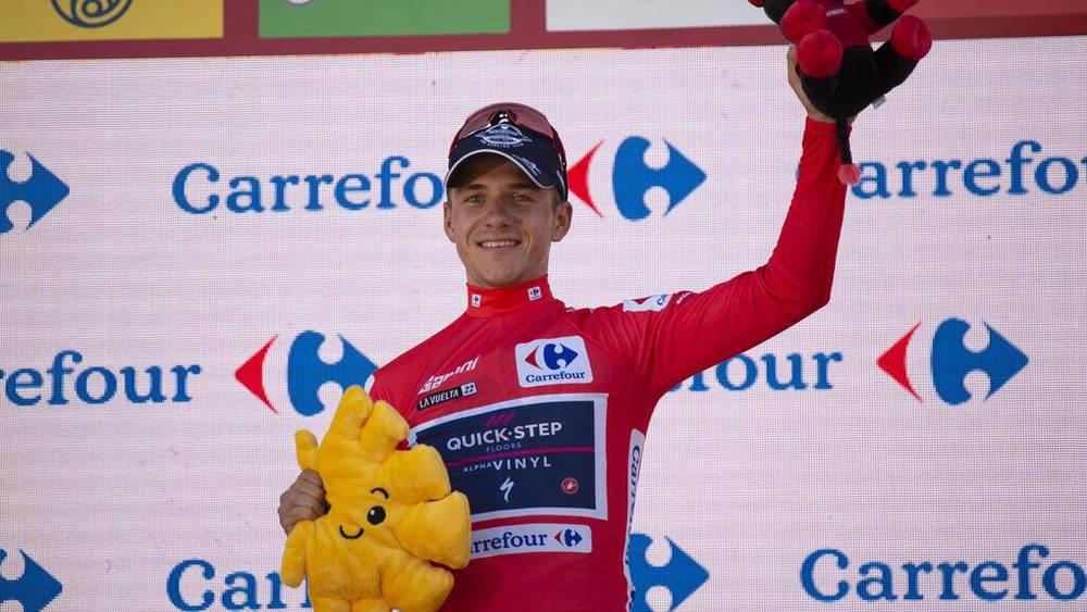 Tour d'Espagne: Evenepoel s'adjuge la 18e étape et fonce vers le sacre