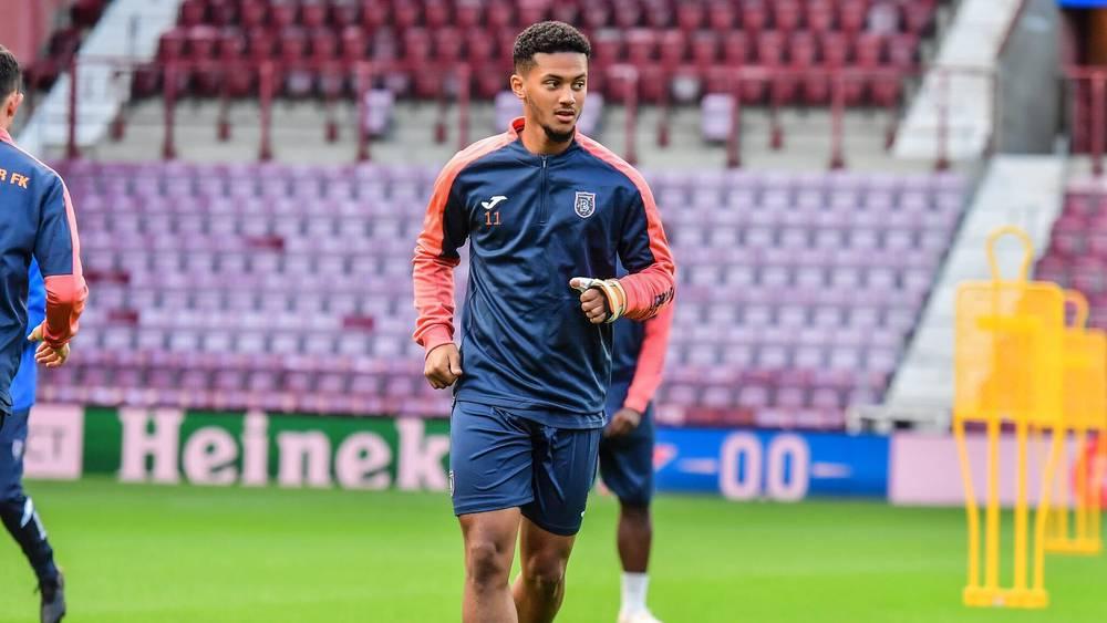 دوري المؤتمر الأوروبي/ منير شويعر يقدم تمريرة حاسمة جديدة في انتصار باشاك شهير على هارتس الاسكتلندي (4-0)