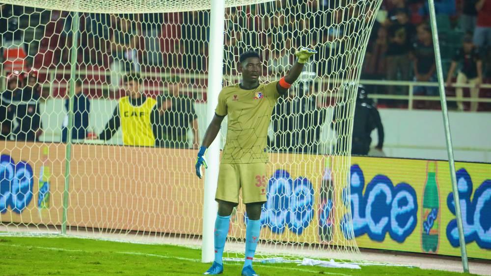 حارس مرمى ريمو ستارز النيجيري: "طريقة تشجيع جماهير الجيش الملكي كانت مذهلة ولطالما حلمت باللعب ضد فريق كبير"