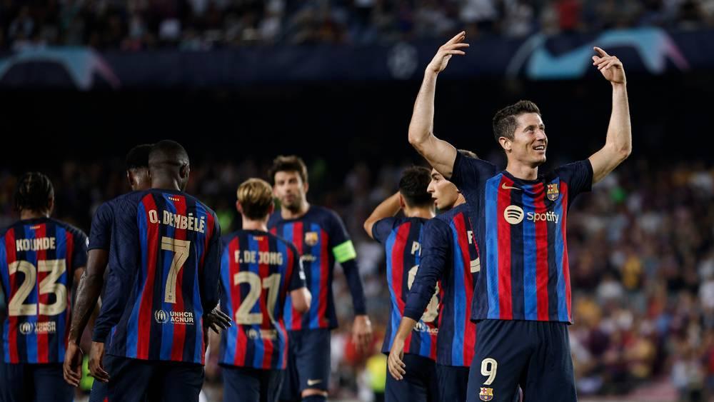 تشكيلة برشلونة.. ماركوس ألونسو أساسي ضد بايرن ميونيخ وليفاندوفسكي يقود الهجوم