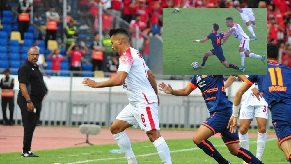 مديرية التحكيم: "الحكم كان مخطئاً بعدم اتخاذ عقوبة انضباطية في حق لاعب الوداد الذي دَاسَ على قدم لاعب الدفاع الجديدي"