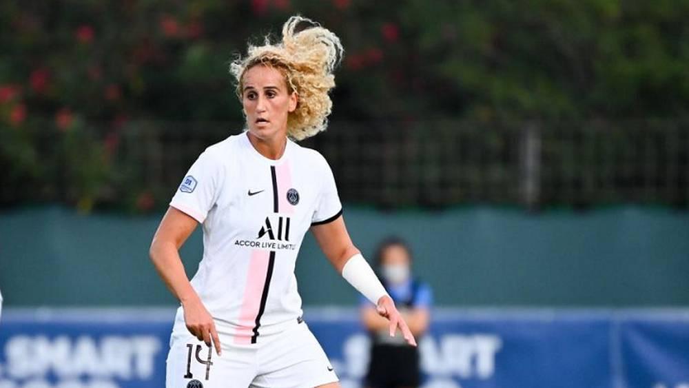 القبض على ثلاثة أشخاص متهمين في قضية الاعتداء على لاعبة باريس سان جيرمان حمراوي