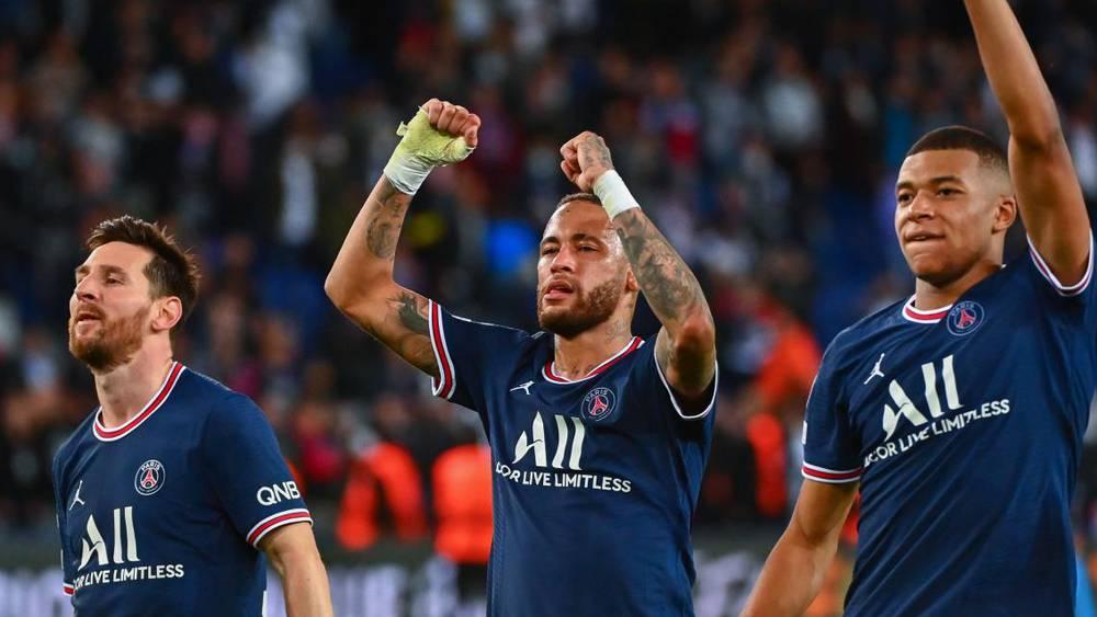 Les 10 footballeurs les mieux payés en 2022