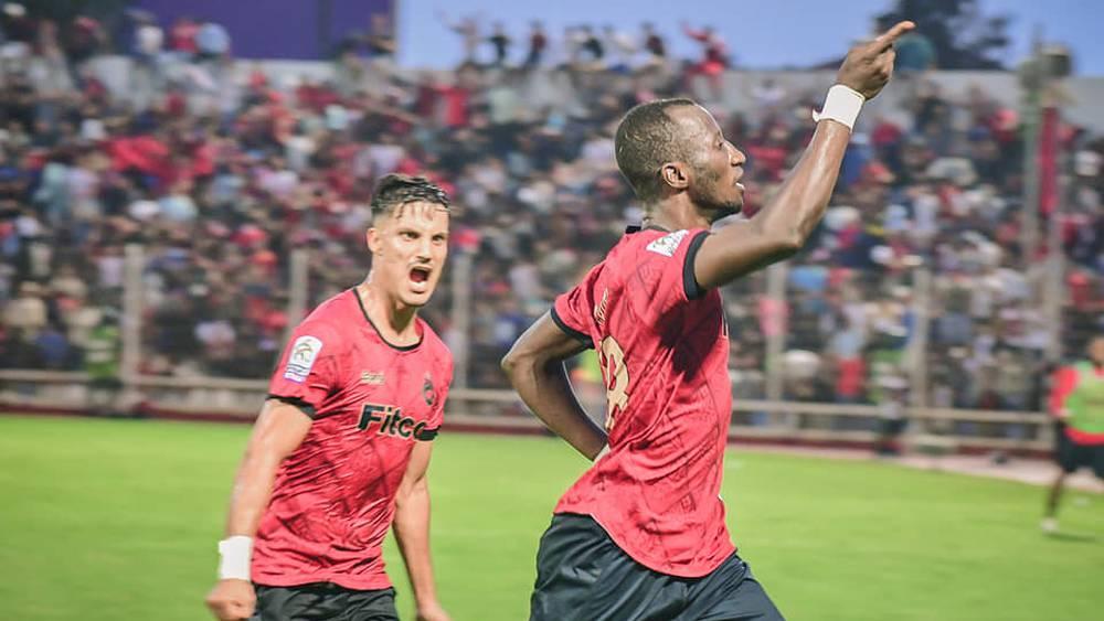 الدوري الاحترافي "إنوي"/ أولمبيك آسفي يواصل تألقه ويُطيح بنهضة بركان في عقر داره (2-1) مُرتقياً إلى الصدارة