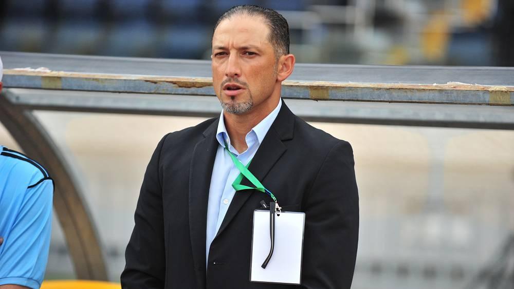 "الكاف" يقرر إيقاف يوسف روسي لخمس سنوات بتهمة تزوير شهادة التدريب