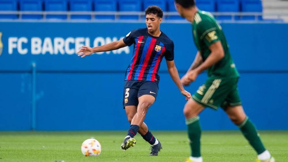 LaLiga - Le marocain Chadi Riad pour renforcer la défense du Barça
