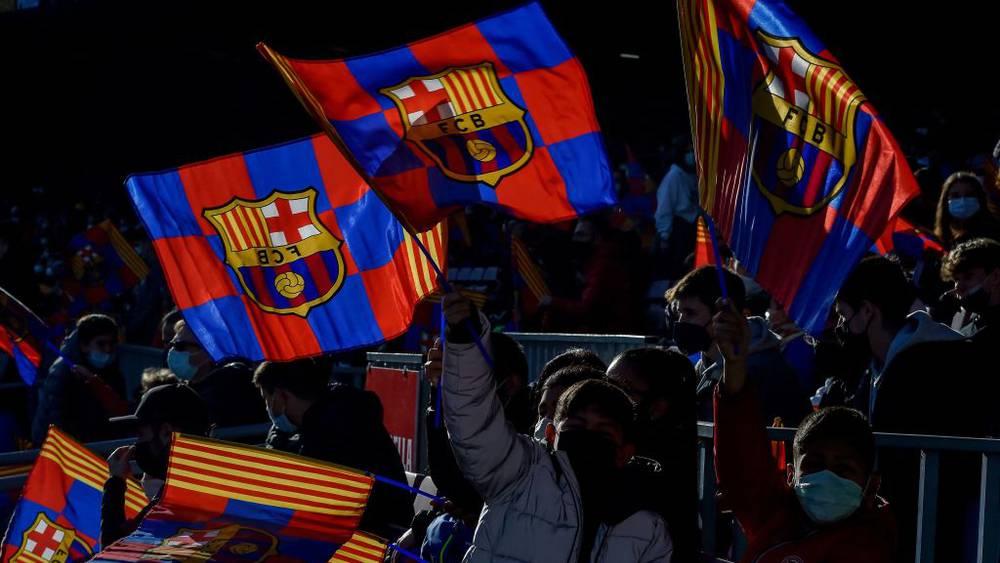 إدارة برشلونة تُعلن عن أرباح تقدر بـ98 مليون يورو للموسم الماضي وتخطط لزيادتها إلى 275 مليون يورو في موسم 2022-23