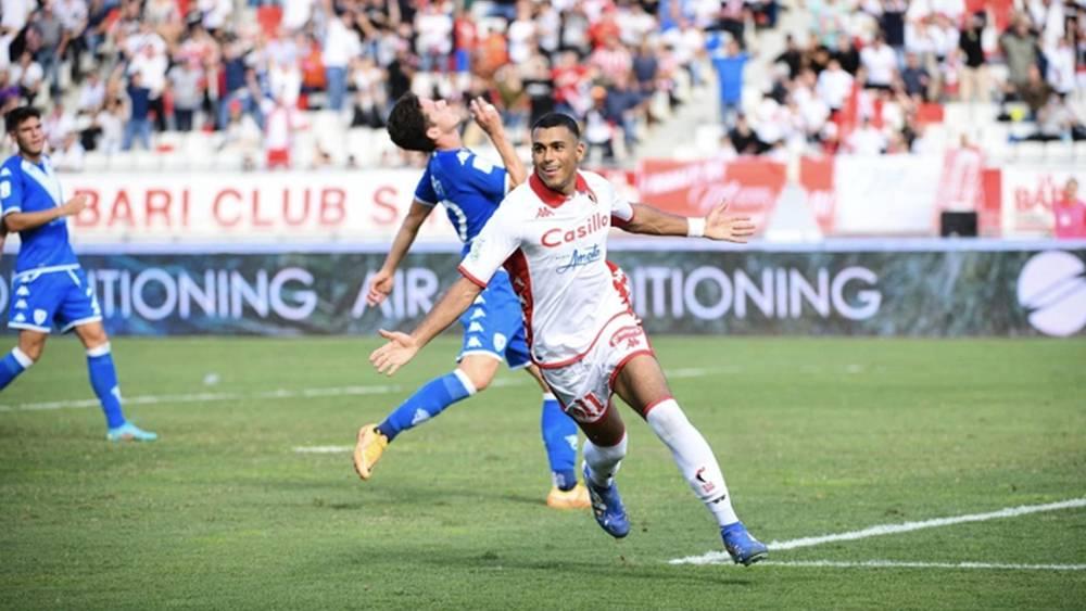 شديرة يقود باري للفوز على فينيزيا في "سيري ب" ويرفع رصيده إلى 8 أهداف في قائمة الهدافين