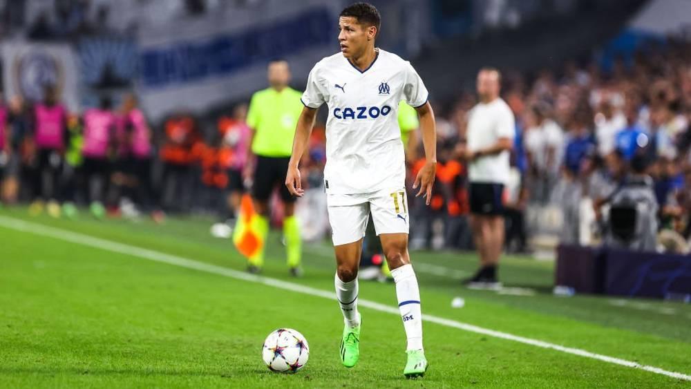 الدوري الفرنسي/ مارسيليا يتلقى هزيمته الأولى هذا الموسم على يد أجاكسيو وحارث شارك كبديل منذ الدقيقة الـ56